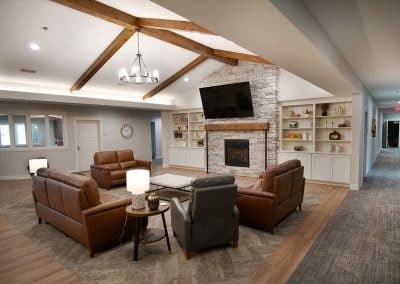 Northwoods_cozy-main-living-area